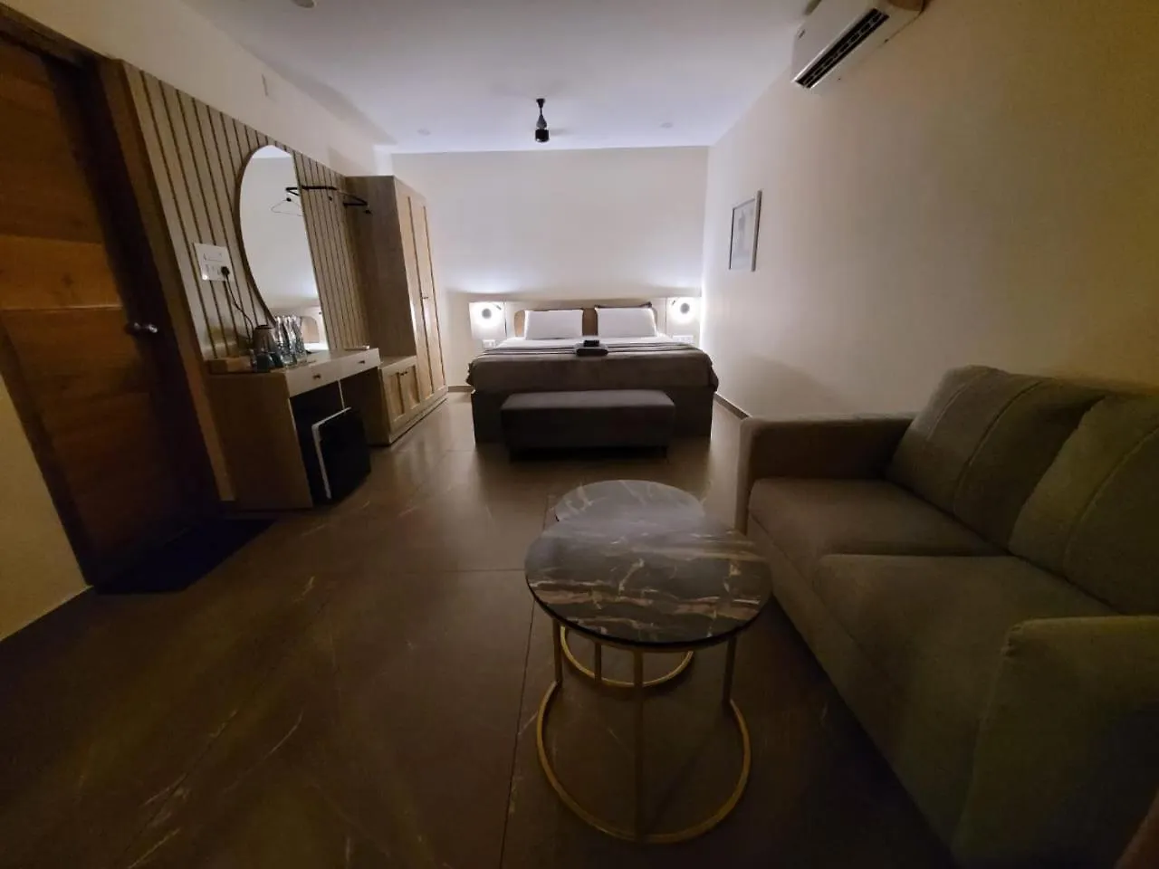 Aurora The Pool Villa コージコード
